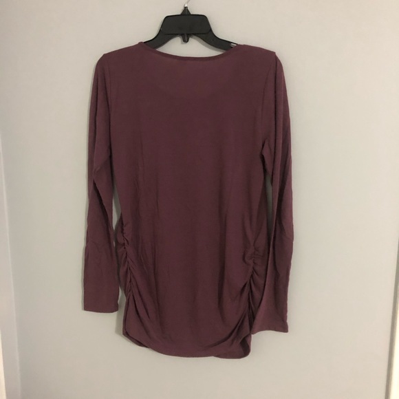 Old Navy maternity; LS purple top; size M - Picture 4 of 4